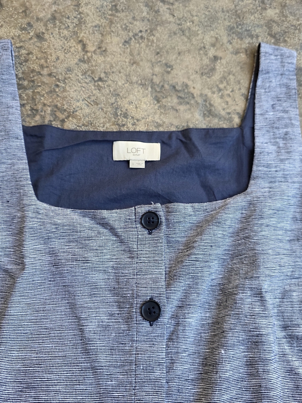 LOFT Blue Textured Button-Front Crop Tank - Picture 6 of 9
